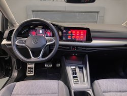 Golf VIII 1.5 eTSI Move ACC AHK AUT Kam. Navi LM
