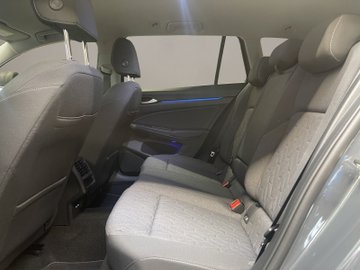 Golf VIII Variant 1.5 eTSI  W Life ACC AHK AUT – Bild 15
