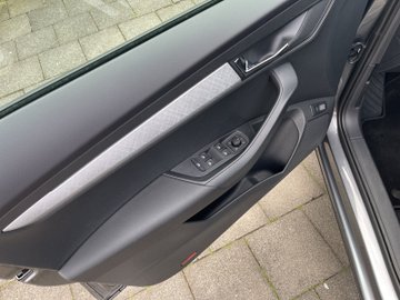 Karoq 1.5 TSI ACT Tour AHK AUT Kam. Navi Virtual – Bild 8