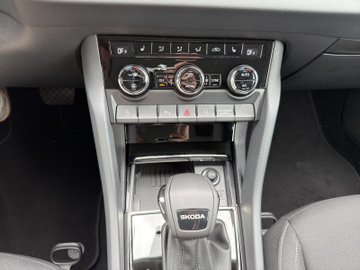 Karoq 2.0 TDI DSG Balance ACC AHK Navi LED – Bild 12