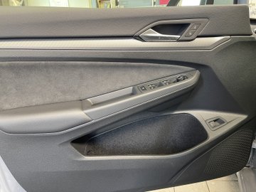Golf Variant 2.0l TD AHK ACC Rückfahrkamara – Bild 9