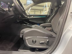 Golf VIII 1.5 eTSI W Style ACC AUT Kam. Navi HUD