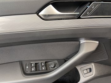 Passat Variant 2.0 TDI BMT Business ACC AUT Kam. – Bild 9