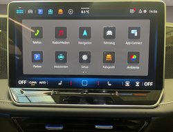 Passat Business 2.0 l TDI DSG DCC ACC AHK AUT LM