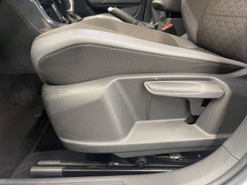 T-Cross 1.0 TSI Style ACC AUT Virtual KlimaA. LM – Bild 10