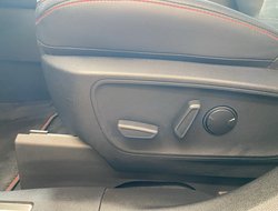 Kuga 2.5 Duratec PHEV ST-Line X ACC AUT Kam. HUD