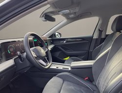 Passat Variant 2.0 TDI W Business DCC ACC AHK LM