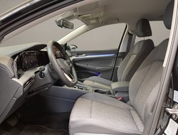 Golf VIII Variant 1.5 eTSI  85 kW Life ACC AHK