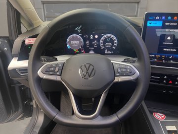 Golf VIII Variant 1.5 eTSI  W Life ACC AHK AUT – Bild 11