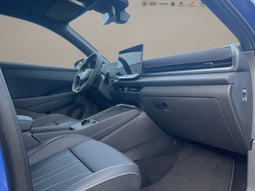 T-Roc 1.5 eTSI W R-Line DCC Pano R-Line IQLight – Bild 18