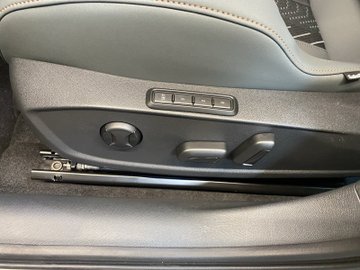 Formentor 2.5 TSI 4Drive VZ5 DCC ACC AUT Kam. – Bild 10