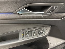 Golf VIII 2.0 TSI GTI ACC AUT Kam. Navi Sportp.