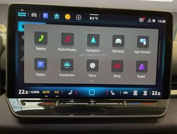 T-Roc Life 1.5 l eTSI OPF  DSG ACC AUT Kam. Navi