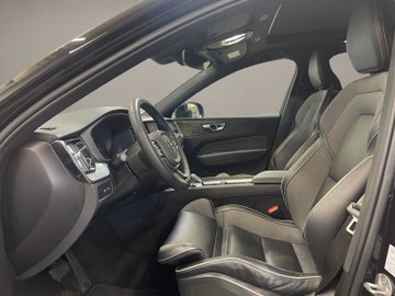 XC60 T8 PHEV R Design Plus Dark ACC AUT Kam. Navi – Bild 8