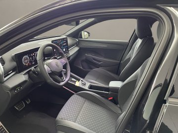 T-Roc R-Line 1.5 l eTSI OPF DSG R-Line IQLight – Bild 8