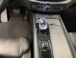 XC 60 B5 (Diesel) Ultimate Dark ACC AHK AUT Kam.