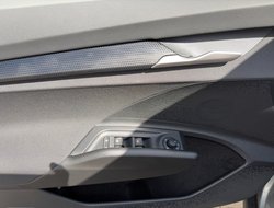 Elroq 50 ACC AHK Kamera Navi LED