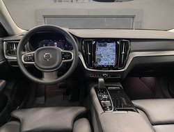 V60 Kombi T6 Twin Engine Plus Bright Recharge LM