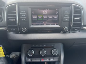 Karoq 1.0 TSI LM PDC Klima SHZ Smartlink – Bild 9