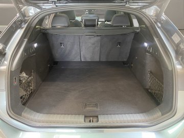 A6 e-tron Avant performance W S-line ACC AHK AUT – Bild 17