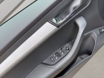 Karoq 2.0 TDI DSG Balance ACC AHK Navi LED – Bild 14