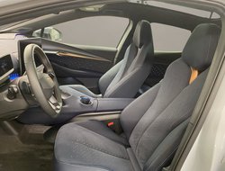 Tavascan Endurance DCC ACC AUT Kam. Navi Pano