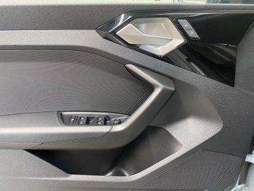 A1 Sportback 40 2.0 TFSI S-Line S-line AUT Navi – Bild 9