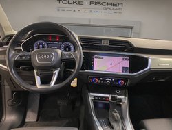 Q3 45 1.4 TFSI e Pano AHK AUT Kam. Navi Pano LED