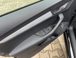 Karoq 1.0 TSI Selection AHK Navi PDC RFK SHZ