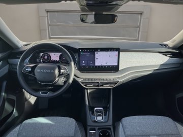 Octavia Combi 2.0 TDI  W Tour ACC AUT Navi Pano – Bild 7