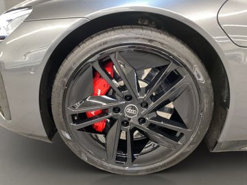 e-tron GT RS quattro AUT Kam. Luft Navi Pano 360 – Bild 7