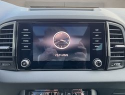 Karoq 1.5 TSI DSG AHK Pano PDC Navi eHeck