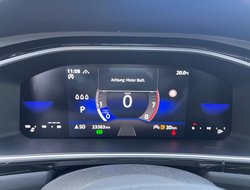 T-Roc 1.5 TSI R-Line R-Line ACC AUT Navi Sportp.