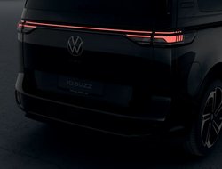 ID. Buzz GTX 4MOTION 79kWh Pano IQLight harman