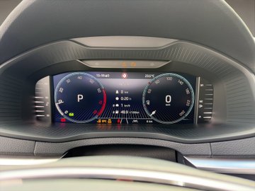 Karoq 1.5 TSI DSG Balance ACC AHK Navi eHeck – Bild 10