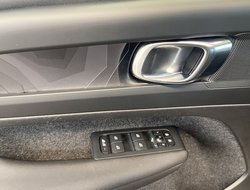 XC40 P8 Core Recharge Pure Electric AUT Kam. LED