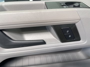 Crafter 35 Kasten HD mittel TDI 103kW Aut 1,99% – Bild 9