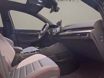 Golf VIII 2.0 TSI W GTI DCC IQLight ACC AUT Kam. – Bild 19