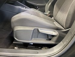 Golf VIII Variant 1.5 eTSI  85 kW Life ACC AHK