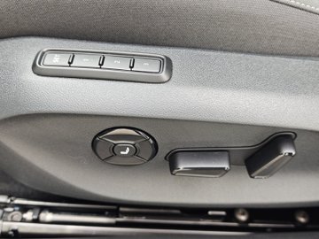 Superb Combi 1.5 TSI DSG iV DCC ACC AHK Massage – Bild 9