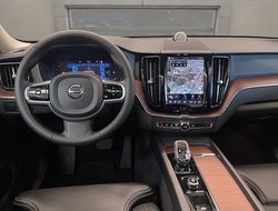 XC60 B4 (Diesel) Ultimate Dark ACC AHK AUT Kam.