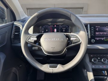 Karoq 2.0 TDI Balance ACC AHK Navi LED eHeck – Bild 10