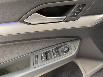 Golf VIII Variant 1.5 eTSI  W Life ACC AHK AUT – Bild 9