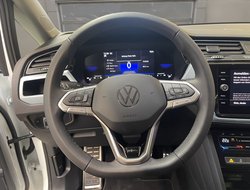 Touran BMT 1.5 TSI Comfortline ACC AHK AUT Navi