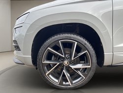 Karoq 1.5 TSI ACT Sportline DCC AUT Navi Sportp.