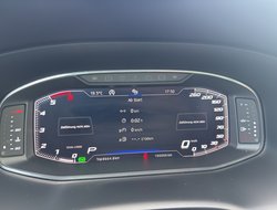 Ateca 2.0 TDI Style ACC AHK AUT Navi Virtual LED