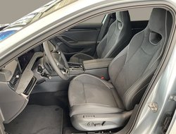 Superb Combi Sportline Navi DCC PANO AHK eHeck