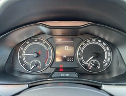 Kamiq 1.0 TSI Tour KlimaA. LED LM PDC SHZ SpurH