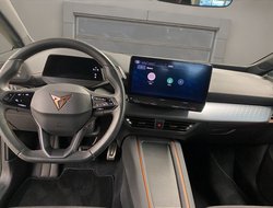 Born 150 W ACC AUT Kam. Navi Sportp. Virtual LED