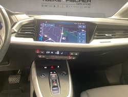 Q4 Sportback 50 quattro e-tron Basis AUT Navi LM